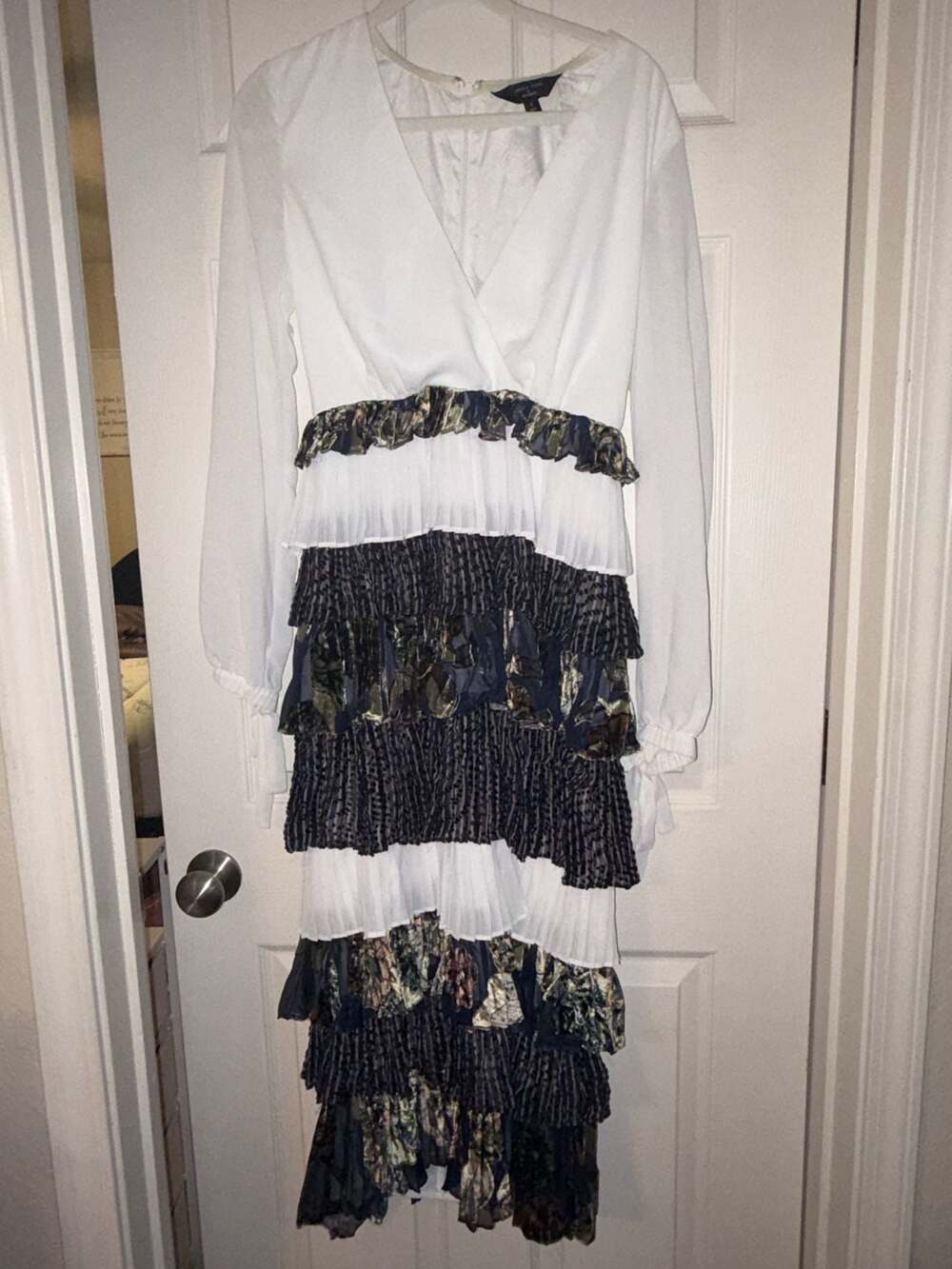 Chrissy Teigen X Revolve Tiered Midi Dress Size S White Floral Velvet